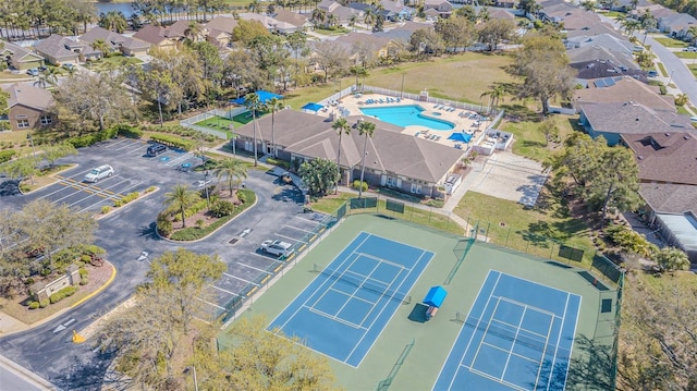 bird's eye view with a residential view