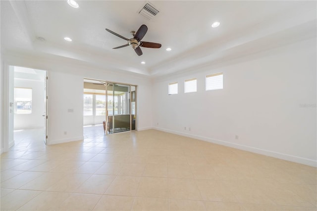 2234 Nottingham Greens Dr Unit 2234, Sun City Center, FL 33573 - empty room with a tray ceiling, recessed lighting, a ceiling fan, and visible vents