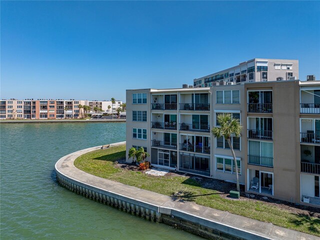 7910 Sun Island Dr S Unit 301, South Pasadena, FL 33707 - photo 1
