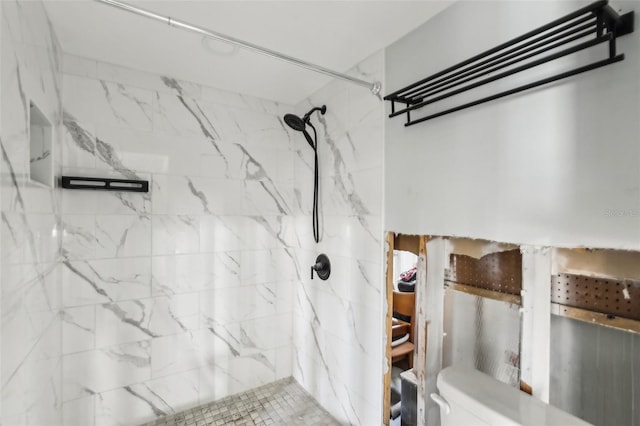 104 Carlyle Cir, Palm Harbor, FL 34683 - bathroom featuring a marble finish shower