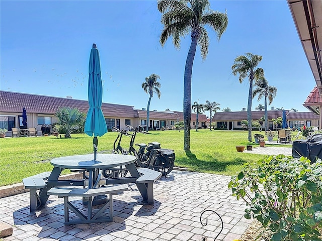 19029 US Highway 19 N Unit 27A, Clearwater, FL 33764 - view of patio