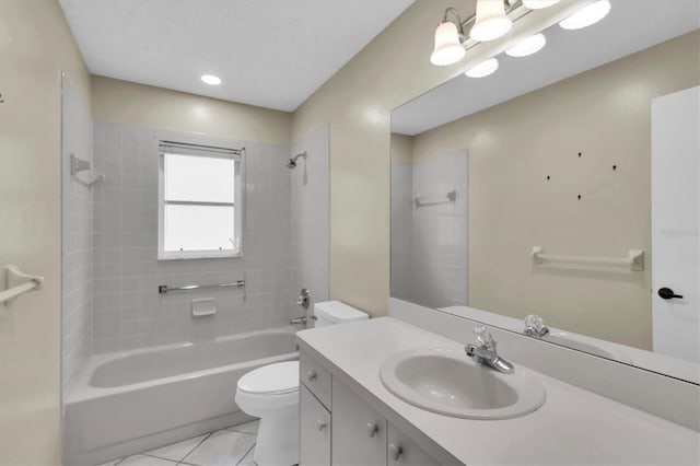 7472 Clearmeadow Dr, Spring Hill, FL 34606 - full bath featuring tile patterned flooring, toilet, vanity, and  shower combination