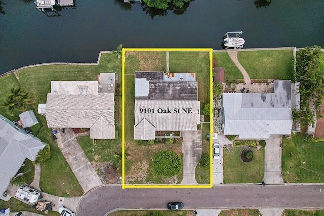 9101 Oak St NE, Saint Petersburg, FL 33702 - photo 1