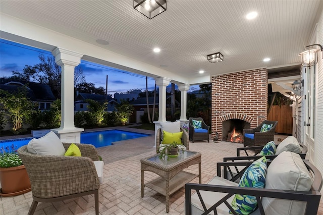 346 16th Ave NE, Saint Petersburg, FL 33704 - photo 3