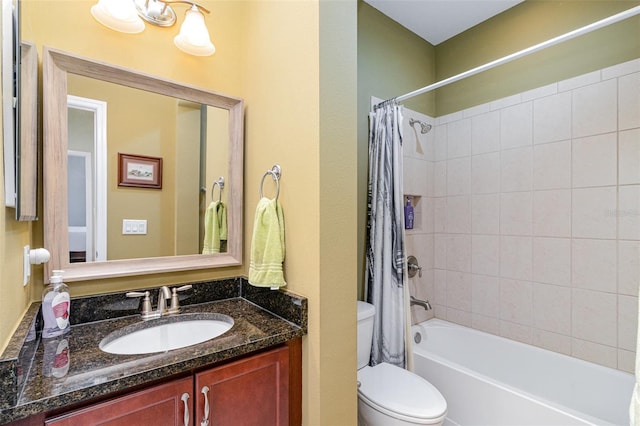 689 Chipper Dr, Sun City Center, FL 33573 - full bath featuring vanity, toilet, and shower / bath combo with shower curtain