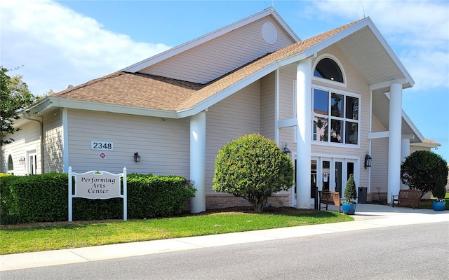7392 Meadow Brook Ln, Spring Hill, FL 34606 - view of front of property with roof with shingles