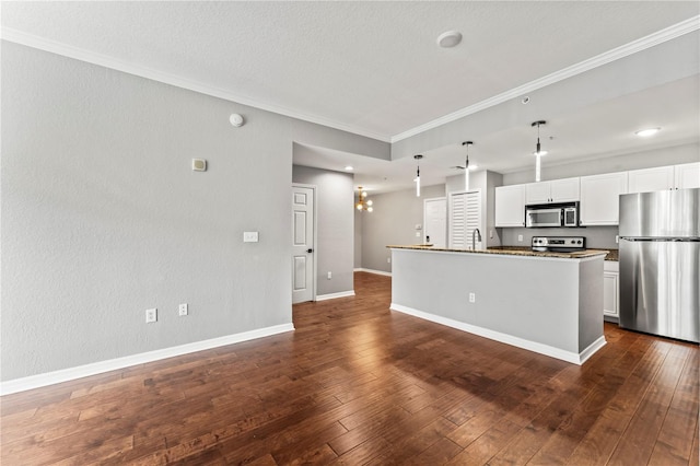 700 S Harbour Island Blvd Unit 240, Tampa, FL 33602 - kitchen with baseboards, dark wood-style flooring, appliances with stainless steel finishes, white cabinetry, and crown molding