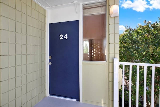 1301 S Howard Ave Unit B24, Tampa, FL 33606 - view of doorway to property