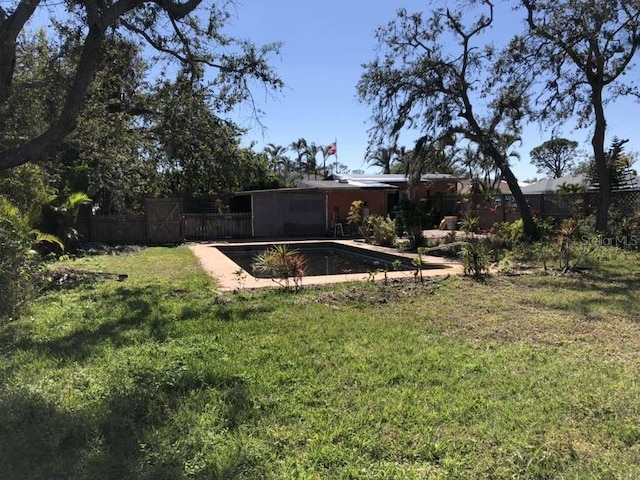 1465 Fundy Rd, Venice, FL 34293 - view of yard featuring fence