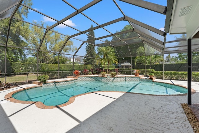 20315 Mid Ct, Lutz, FL 33558 - view of swimming pool with a fenced in pool, a lanai, and a patio area