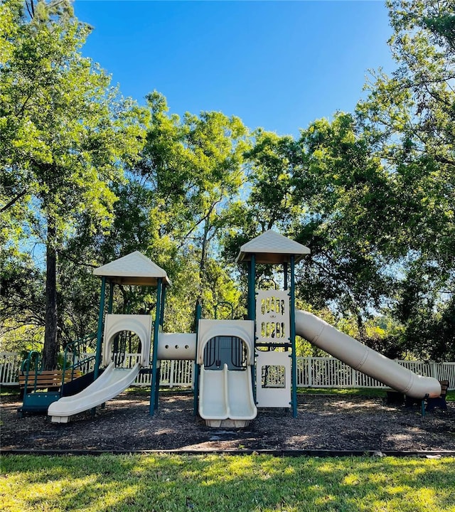 2327 Shirecrest Cove Way, Lutz, FL 33558 - view of community play area