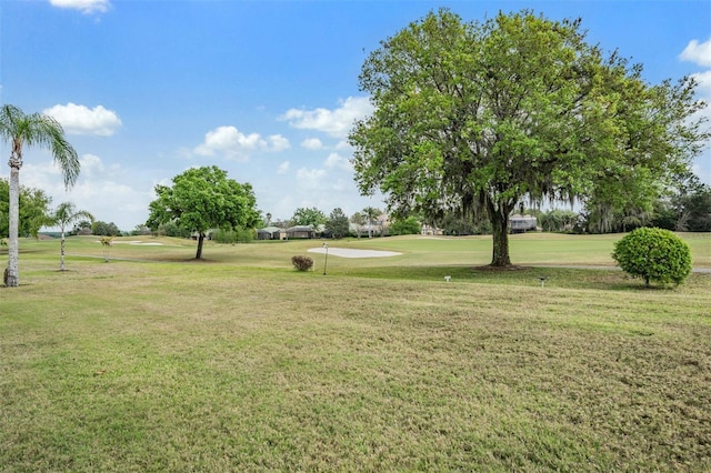 view of yard with golf course view