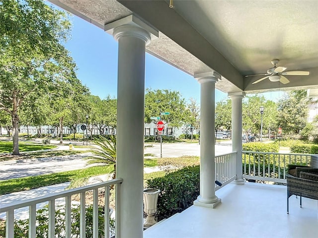 view of patio with ceiling fan and covered porch