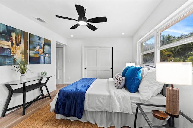 6531 2nd Ave N, Saint Petersburg, FL 33710 - bedroom with a ceiling fan, light wood-style floors, visible vents, and recessed lighting