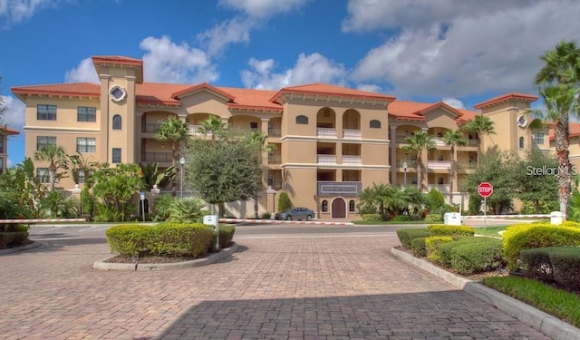 7710 Lake Vista Ct Unit 205, Lakewood Ranch, FL 34202 - photo 2