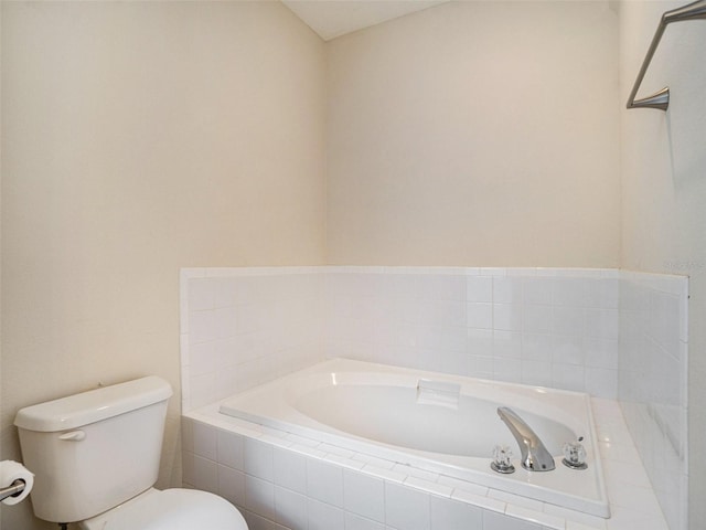 405 Laguna Mill Dr, Ruskin, FL 33570 - bathroom with a bath