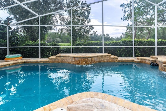 17503 Edinburgh Dr, Tampa, FL 33647 - pool with a lanai