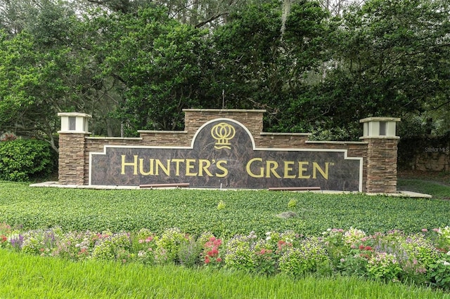 17503 Edinburgh Dr, Tampa, FL 33647 - view of community sign