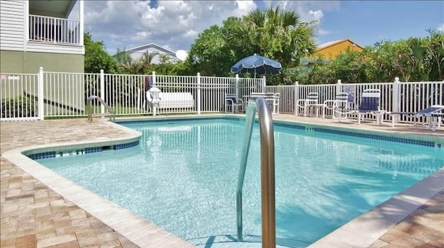 19829 Gulf Blvd Unit 601, Indian Shores, FL 33785 - pool with fence