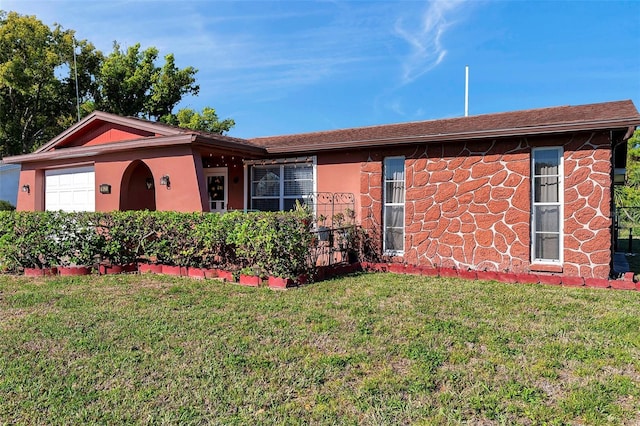 10035 Cherry Creek Ln, Port Richey, FL 34668 - ranch-style house featuring a front yard, a garage, and stucco siding