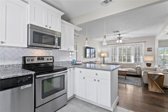 145 38th Ave NE, Saint Petersburg, FL 33704 - photo 12