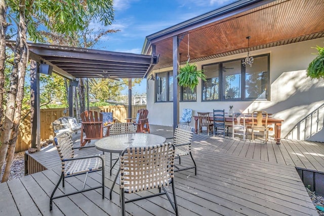 1108 W Charter St, Tampa, FL 33602 - deck featuring outdoor dining space and a ceiling fan