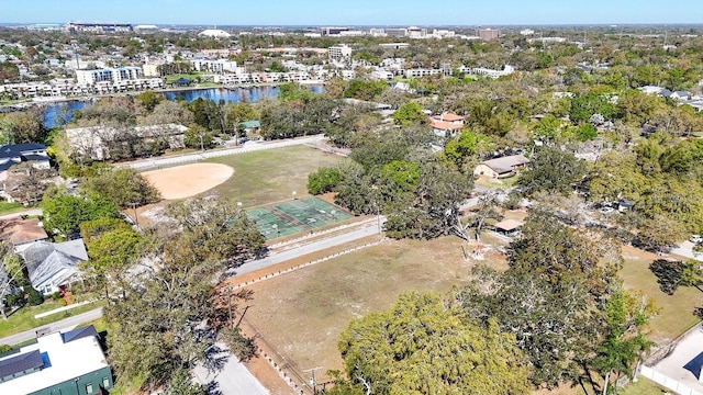 1108 W Charter St, Tampa, FL 33602 - aerial view of property and surrounding area with a large body of water