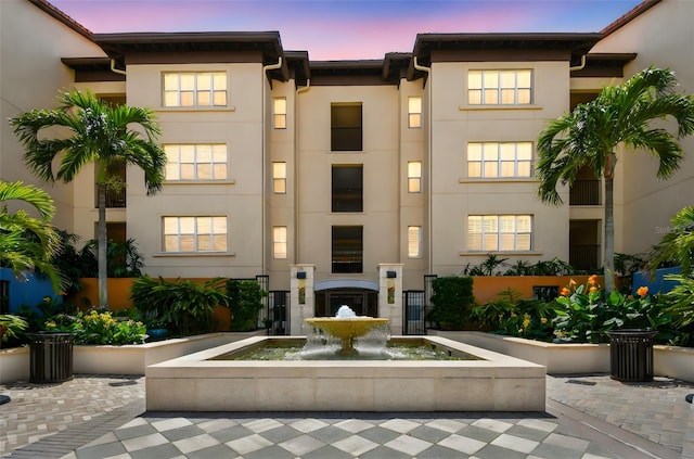 100 4th Ave S Unit 220, Saint Petersburg, FL 33701 - view of property at dusk