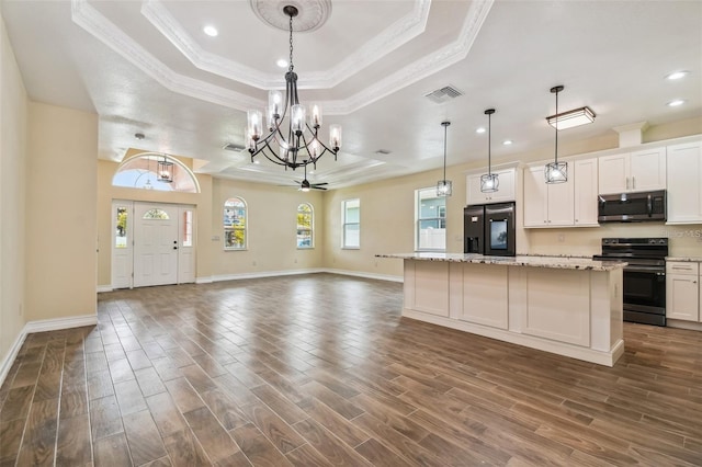 5710 42nd St N, Saint Petersburg, FL 33714 - photo 2