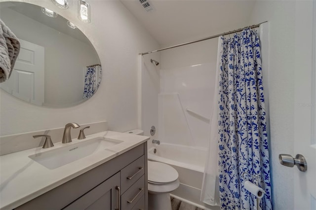 2700 Bayshore Blvd Unit 588, Dunedin, FL 34698 - bathroom featuring vanity and shower / tub combo