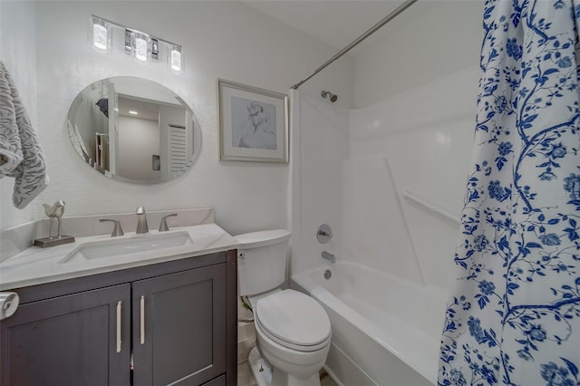 2700 Bayshore Blvd Unit 588, Dunedin, FL 34698 - full bathroom with vanity and shower / tub combo with curtain
