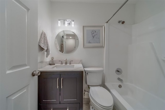 2700 Bayshore Blvd Unit 588, Dunedin, FL 34698 - bathroom featuring vanity and bathing tub / shower combination