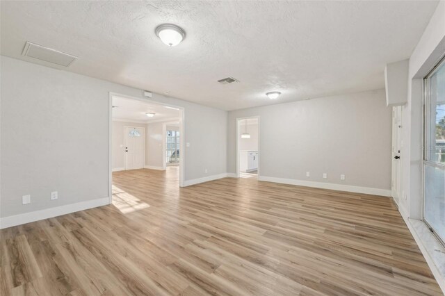 4065 38th St S, Saint Petersburg, FL 33711 - photo 11