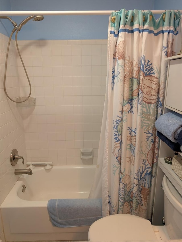 full bath featuring toilet and shower / bathtub combination with curtain