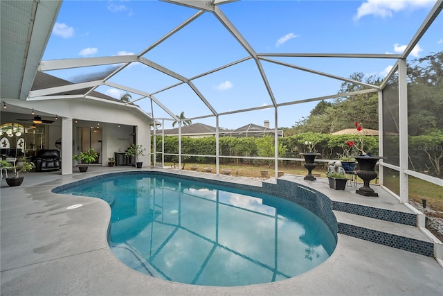 8833 Bel Meadow Way, Trinity, FL 34655 - pool with a ceiling fan, a lanai, and a patio area