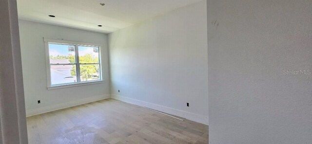 1405 50th Ave N, Saint Petersburg, FL 33703 - photo 15