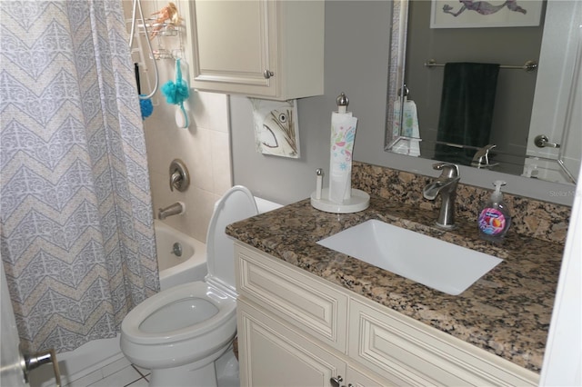 8609 Thimbleberry Ln, Tampa, FL 33635 - full bathroom featuring shower / bath combo with shower curtain, toilet, and vanity