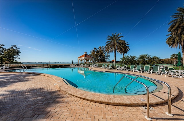 4801 Osprey Dr S Unit 508, Saint Petersburg, FL 33711 - pool featuring fence and a patio area