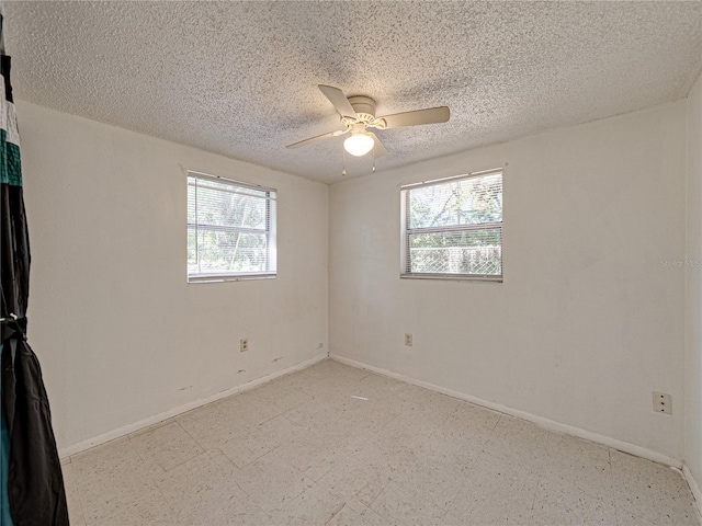 38234 Roosevelt Ave, Dade City, FL 33525 - photo 21