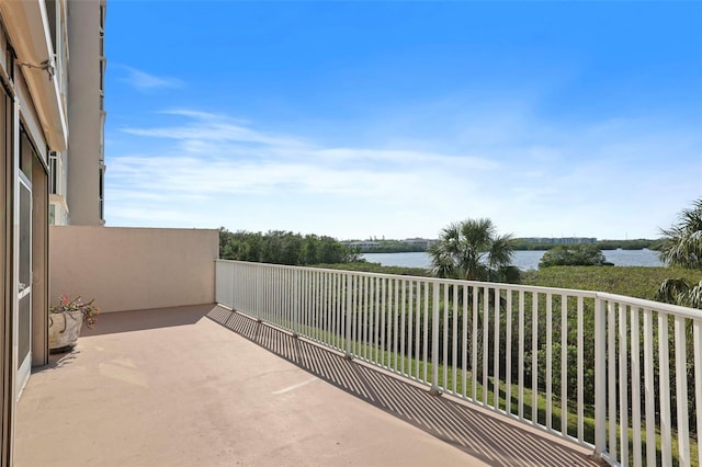 6495 Shoreline Dr Unit 8106, Saint Petersburg, FL 33708 - balcony with a water view