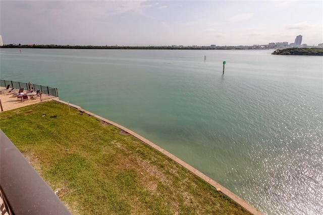 895 S Gulfview Blvd Unit 309, Clearwater Beach, FL 33767 - property view of water