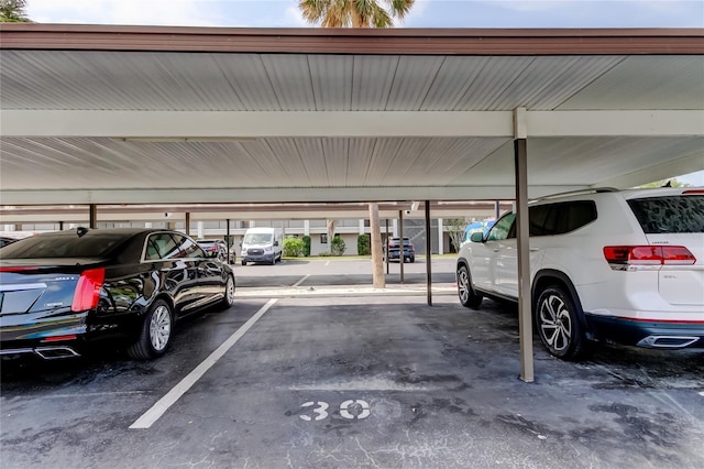 895 S Gulfview Blvd Unit 309, Clearwater Beach, FL 33767 - garage featuring covered parking