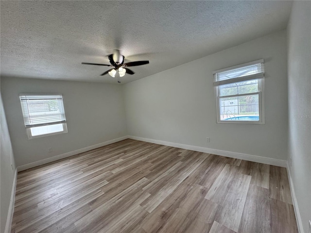 7608 Lakeside Blvd, Tampa, FL 33614 - photo 9