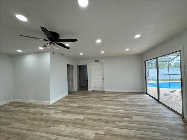 7608 Lakeside Blvd, Tampa, FL 33614 - photo 14