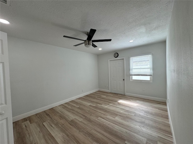 7608 Lakeside Blvd, Tampa, FL 33614 - photo 26