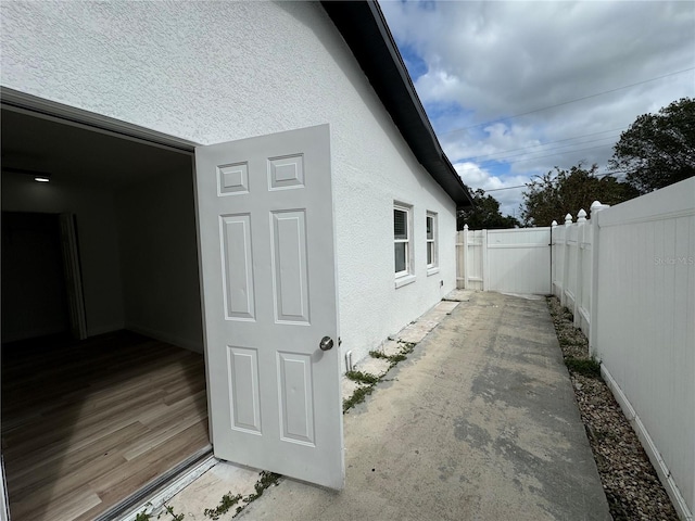 7608 Lakeside Blvd, Tampa, FL 33614 - photo 28