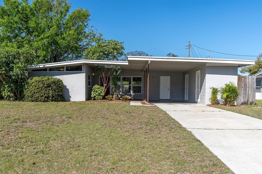 10426 109th St, Seminole, FL 33778 - photo 1