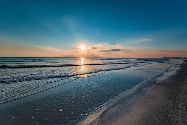 13000 Gulf Blvd Unit 109, Madeira Beach, FL 33708 - view of water feature