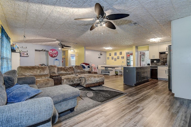 15204 Westminister Ave, Clearwater, FL 33760 - photo 6