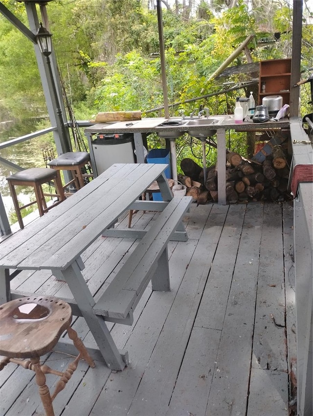 14633 Sassandra Dr, Odessa, FL 33556 - deck with outdoor dining space